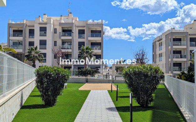 Resale - Apartment - Orihuela - Villamartin
