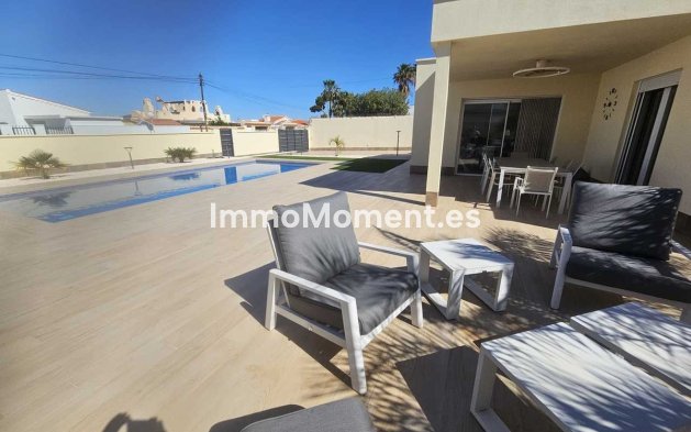 Wiederverkauf - Villa - Torrevieja - Torrevieja Centro
