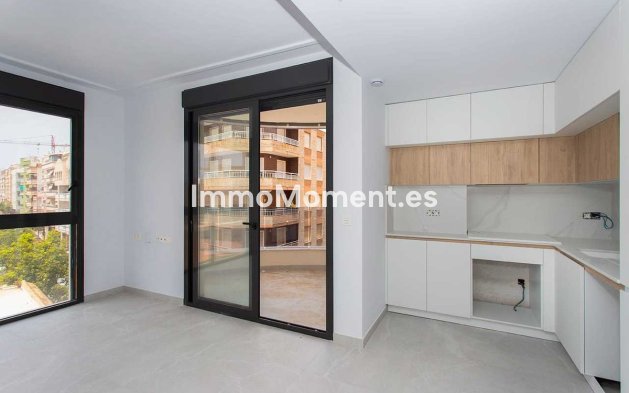 Wiederverkauf - Wohnung - Torrevieja - Torrevieja Centro