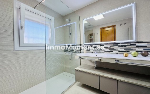 Resale - Townhouse - Casares - Casares Playa