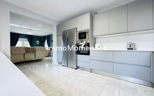 Wiederverkauf - Villa - Manilva - La Duquesa