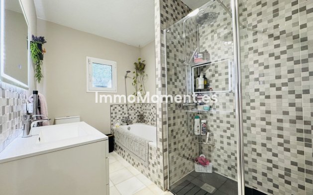 Wiederverkauf - Villa - Manilva - La Duquesa