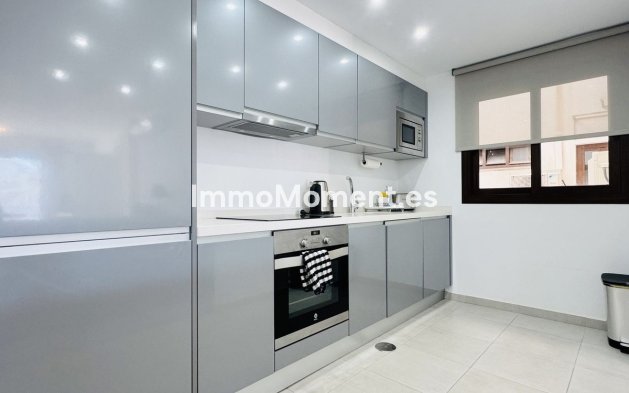 Resale - Apartment - Manilva - La Duquesa