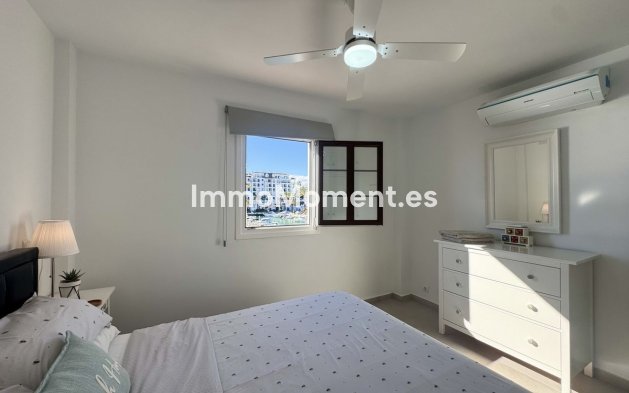 Resale - Apartment - Manilva - La Duquesa