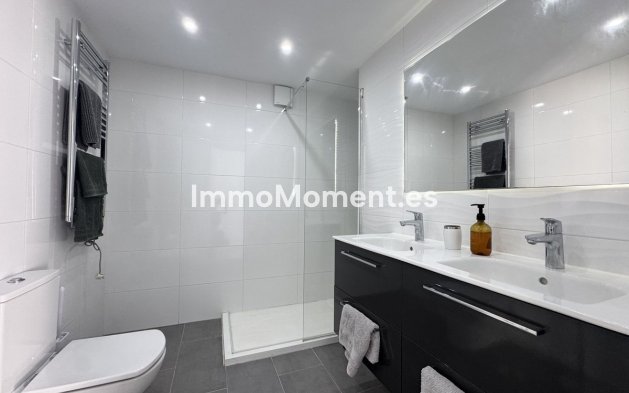 Resale - Apartment - Manilva - La Duquesa