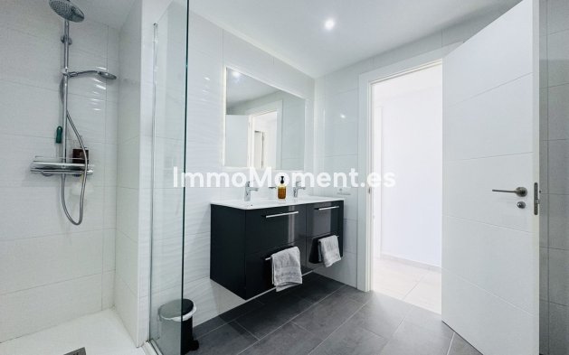 Resale - Apartment - Manilva - La Duquesa