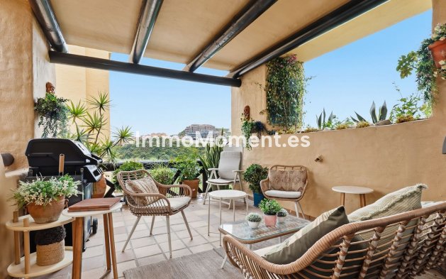 Resale - Apartment - Manilva - La Duquesa