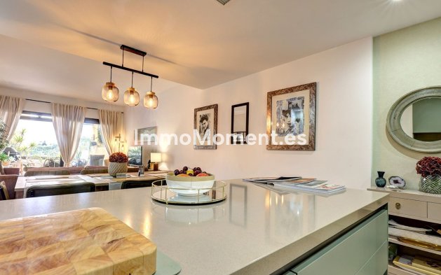 Resale - Apartment - Manilva - La Duquesa