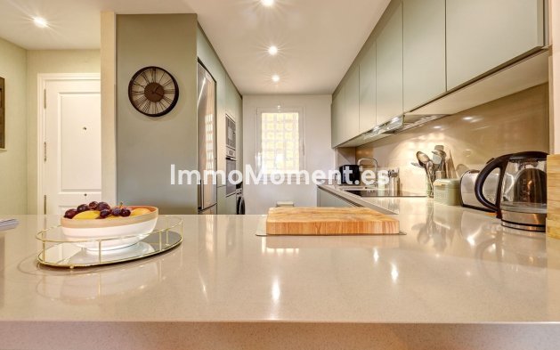 Resale - Apartment - Manilva - La Duquesa