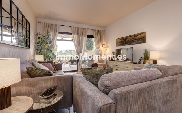 Resale - Apartment - Manilva - La Duquesa