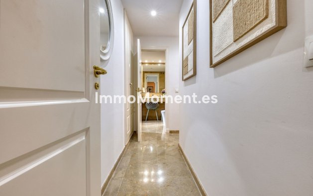 Resale - Apartment - Manilva - La Duquesa