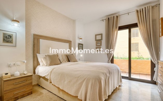 Resale - Apartment - Manilva - La Duquesa