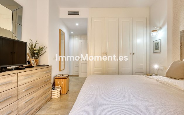 Resale - Apartment - Manilva - La Duquesa