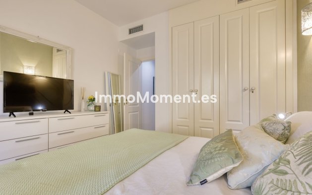Resale - Apartment - Manilva - La Duquesa