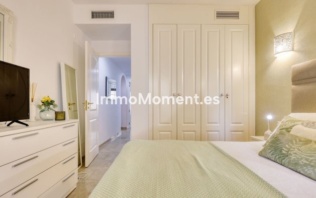 Resale - Apartment - Manilva - La Duquesa