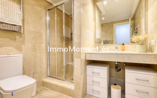 Resale - Apartment - Manilva - La Duquesa