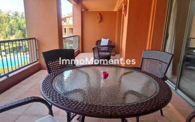 Revente - Appartement - Estepona  - Atalaya
