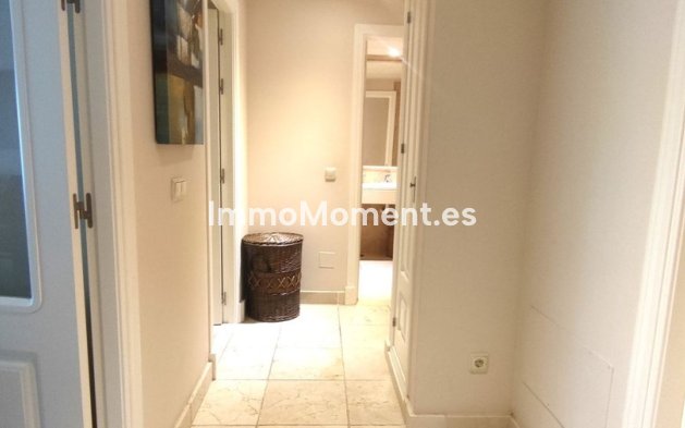 Revente - Appartement - Estepona  - Atalaya