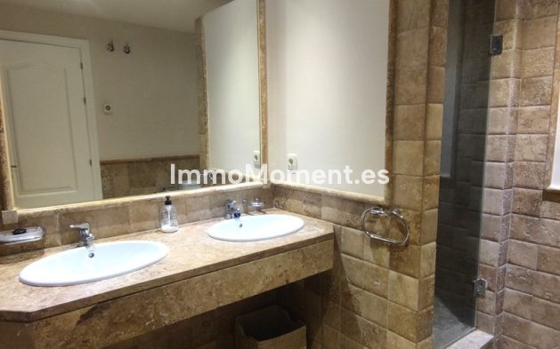Revente - Appartement - Estepona  - Atalaya