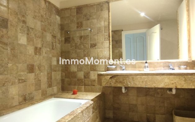 Revente - Appartement - Estepona  - Atalaya