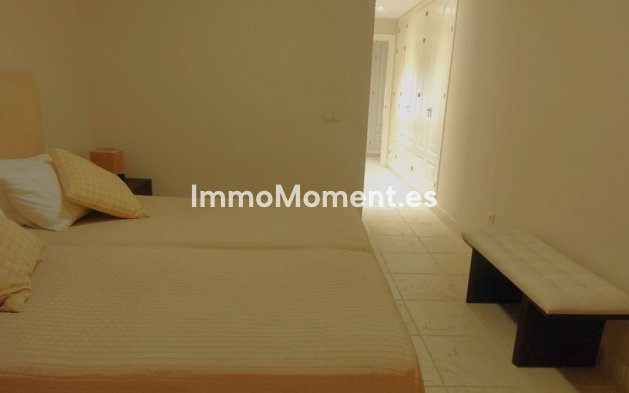 Revente - Appartement - Estepona  - Atalaya