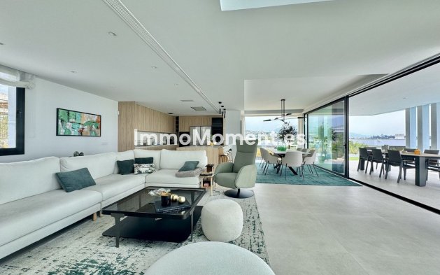Revente - Villa - Estepona  - New Golden Mile