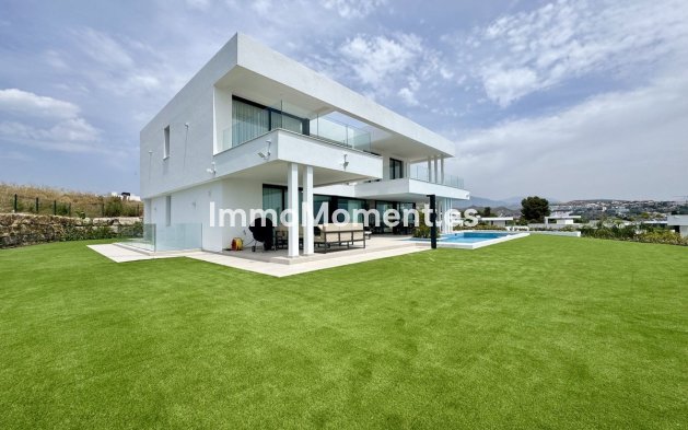 Revente - Villa - Estepona  - New Golden Mile