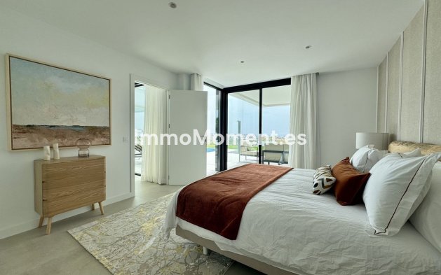 Revente - Villa - Estepona  - New Golden Mile