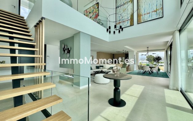 Revente - Villa - Estepona  - New Golden Mile