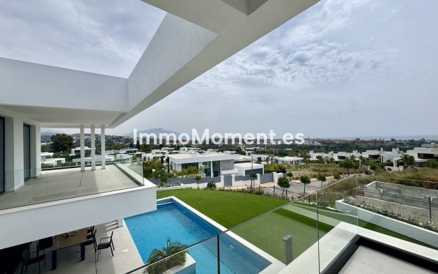 Revente - Villa - Estepona  - New Golden Mile