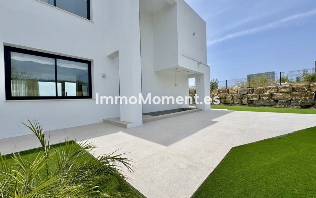 Revente - Villa - Estepona  - New Golden Mile