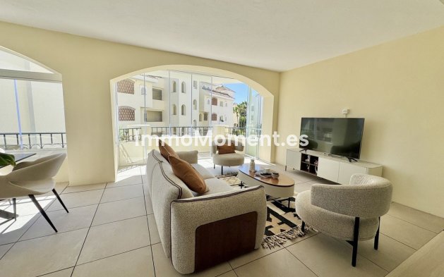 Resale - Apartment - Marbella - Elviria
