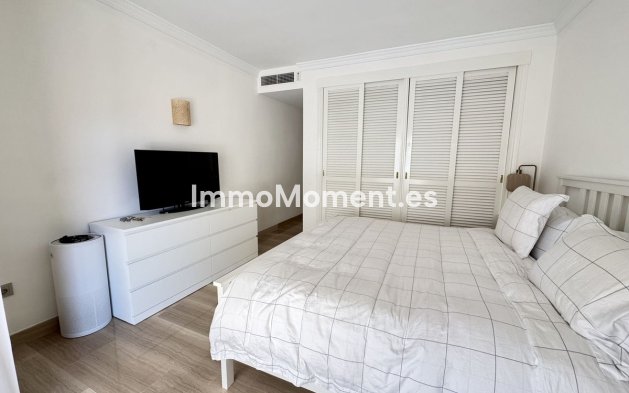 Resale - Apartment - Marbella - Elviria