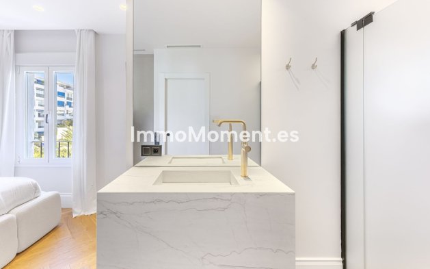 Wiederverkauf - Wohnung - Marbella - Puerto Banús