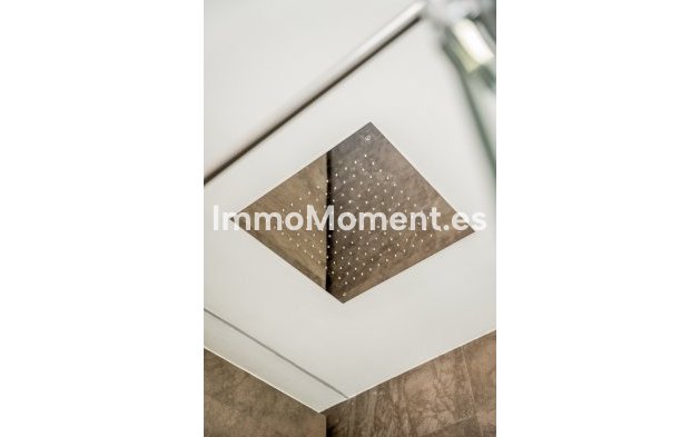 Wiederverkauf - Villa - Marbella - The Golden Mile