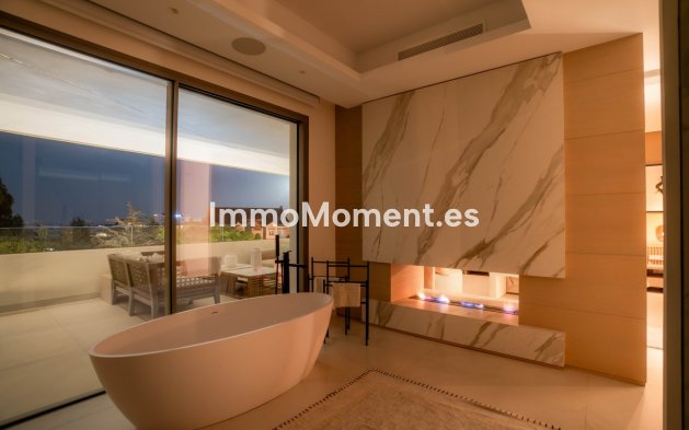 Revente - Villa - Marbella - Nueva Andalucía