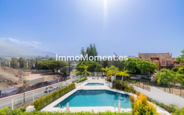 Revente - Villa - Marbella - Nueva Andalucía