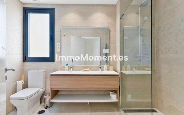 Wiederverkauf - Wohnung - Estepona  - Estepona Centro