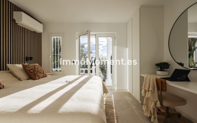 Revente - Maison mitoyenne - Estepona  - Atalaya