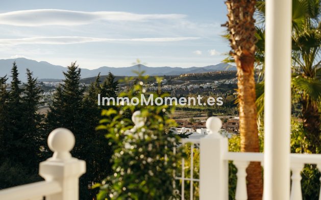 Revente - Maison mitoyenne - Estepona  - Atalaya