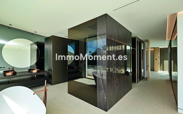 Wiederverkauf - Villa - Marbella - The Golden Mile