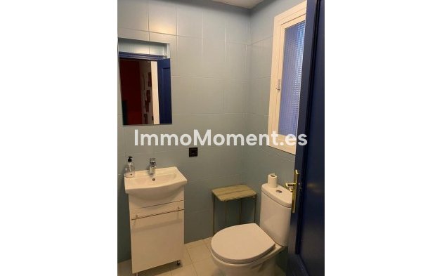 Wiederverkauf - Villa - Marbella - Nueva Andalucía