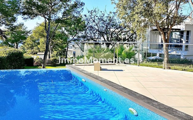 Revente - Villa - Marbella - Sierra Blanca