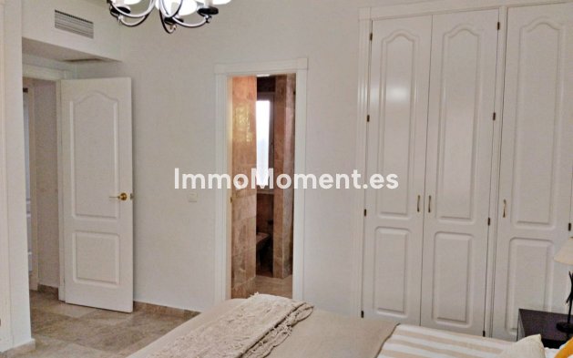 Wiederverkauf - Wohnung - Marbella - Nueva Andalucía