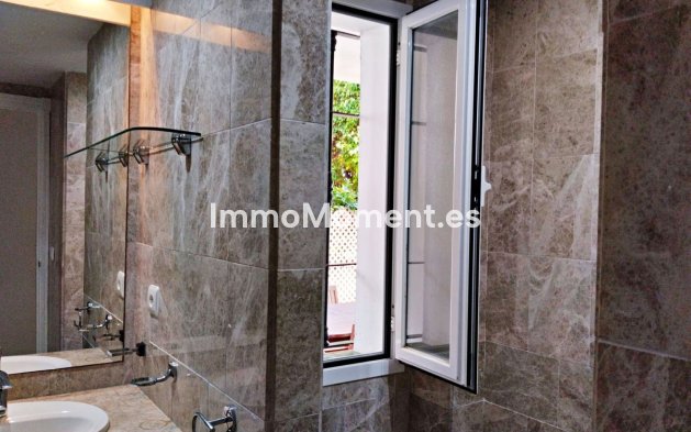 Wiederverkauf - Wohnung - Marbella - Nueva Andalucía