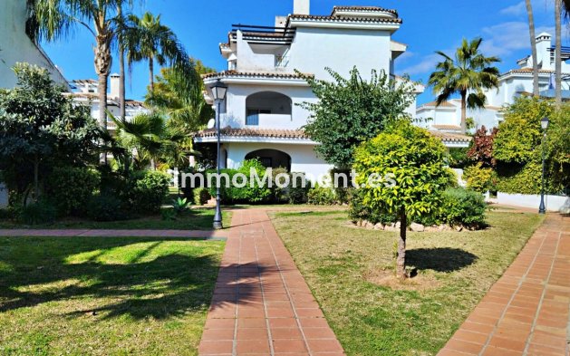 Wiederverkauf - Wohnung - Marbella - Nueva Andalucía