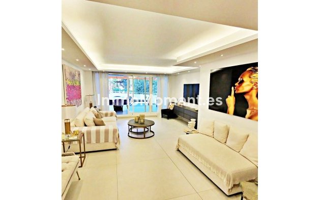 Wiederverkauf - Wohnung - Marbella - Puerto Banús