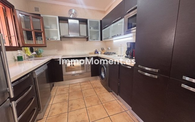 Wiederverkauf - Villa - Marbella - Nueva Andalucía