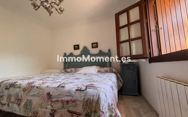 Wiederverkauf - Villa - Marbella - Nueva Andalucía