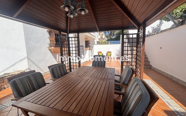 Wiederverkauf - Villa - Marbella - Nueva Andalucía